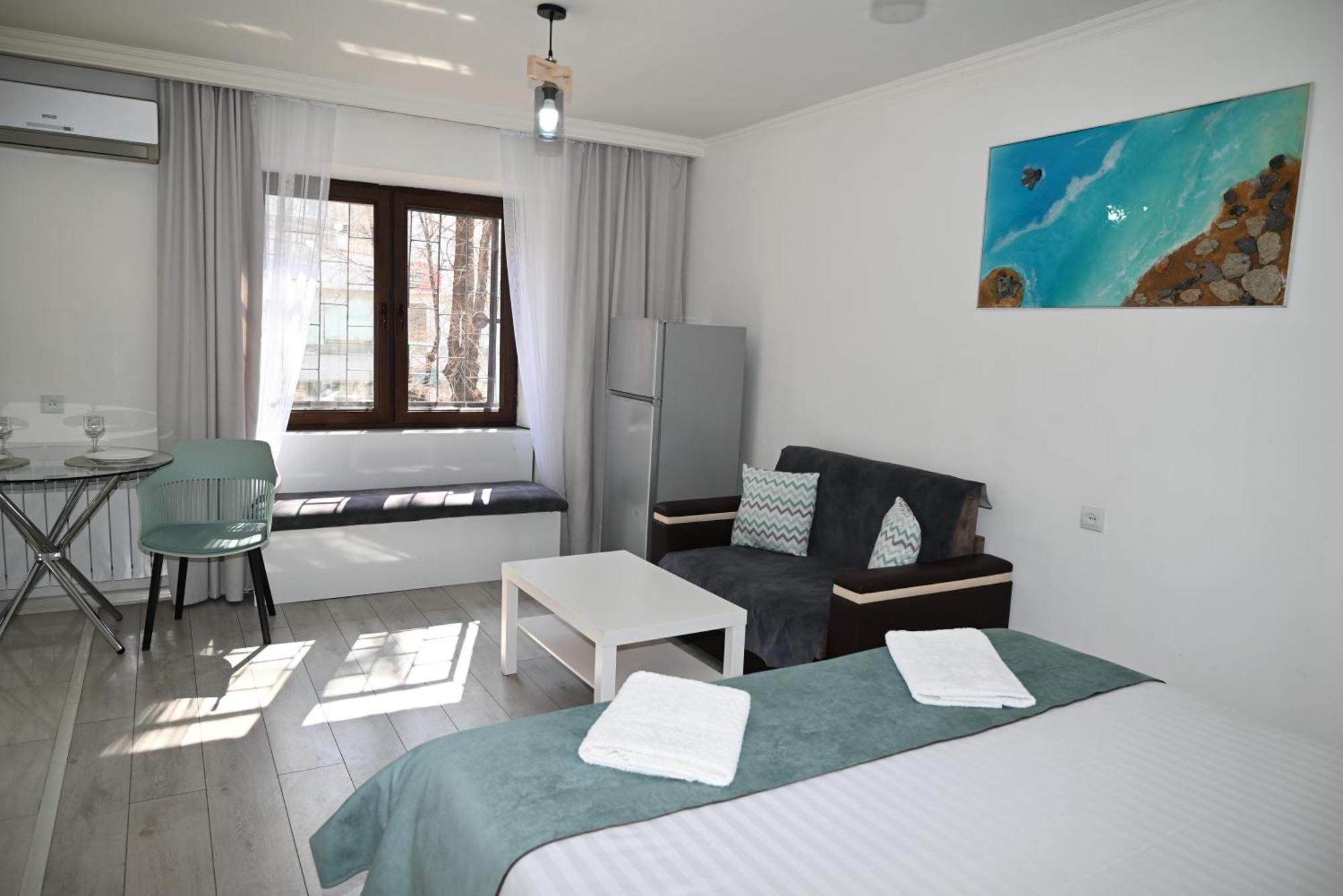 Cozy Apartment Near To The Metro H Kochar 19 Yerevan Exterior photo