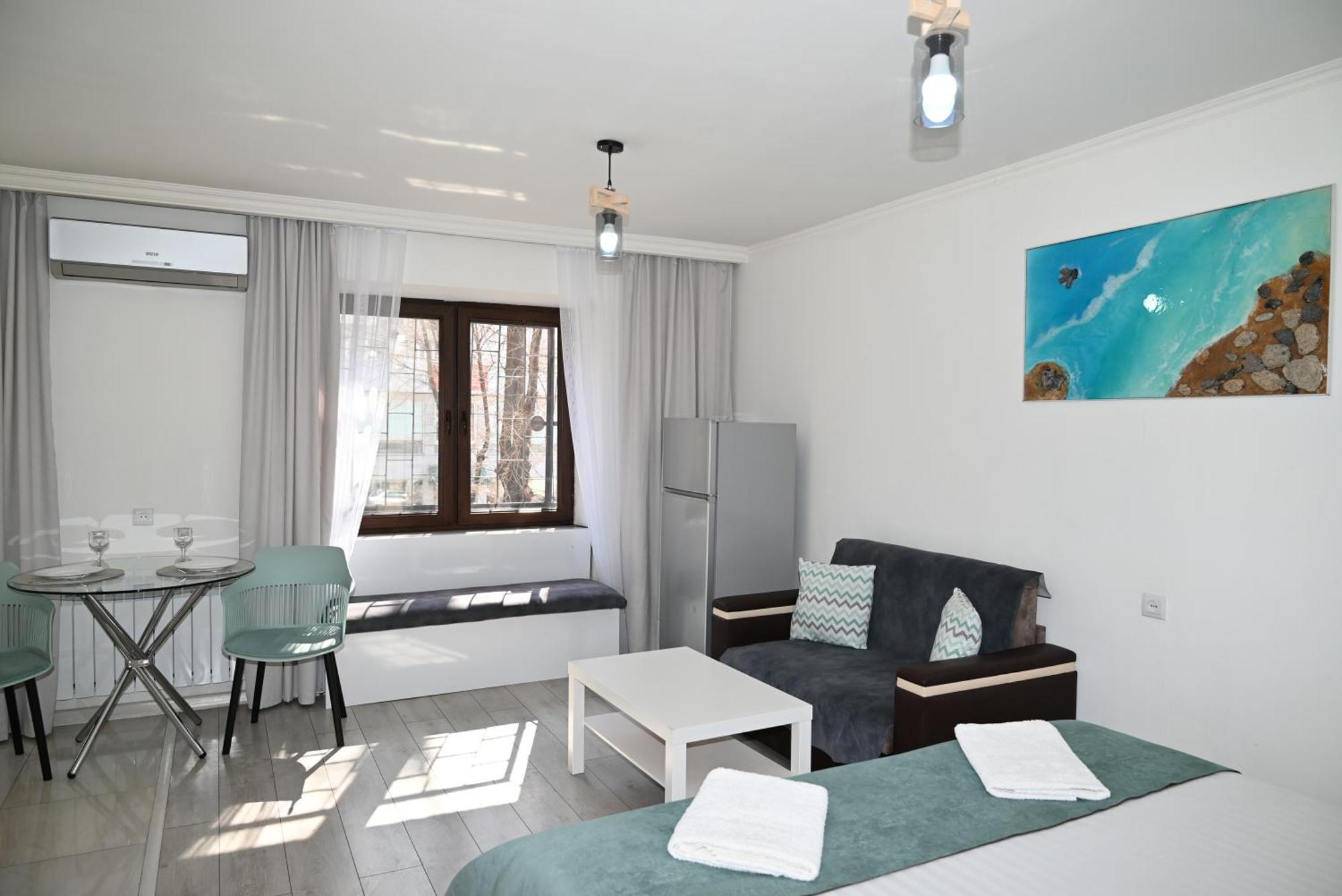 Cozy Apartment Near To The Metro H Kochar 19 Yerevan Exterior photo