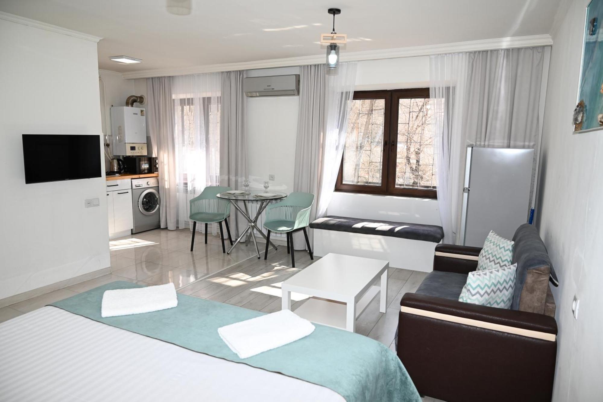 Cozy Apartment Near To The Metro H Kochar 19 Yerevan Exterior photo