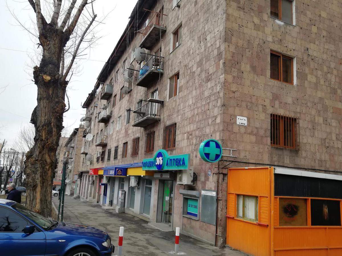 Cozy Apartment Near To The Metro H Kochar 19 Yerevan Exterior photo